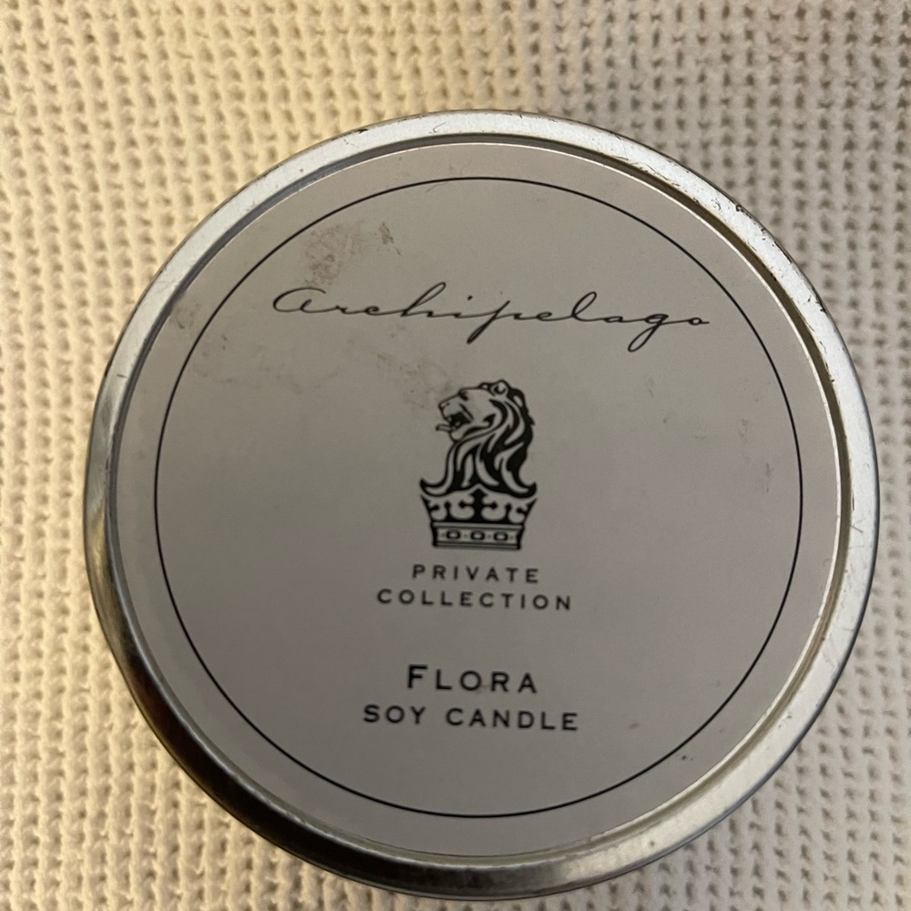 NWT Archipelago Botanicals Flora Private  Collection  candle